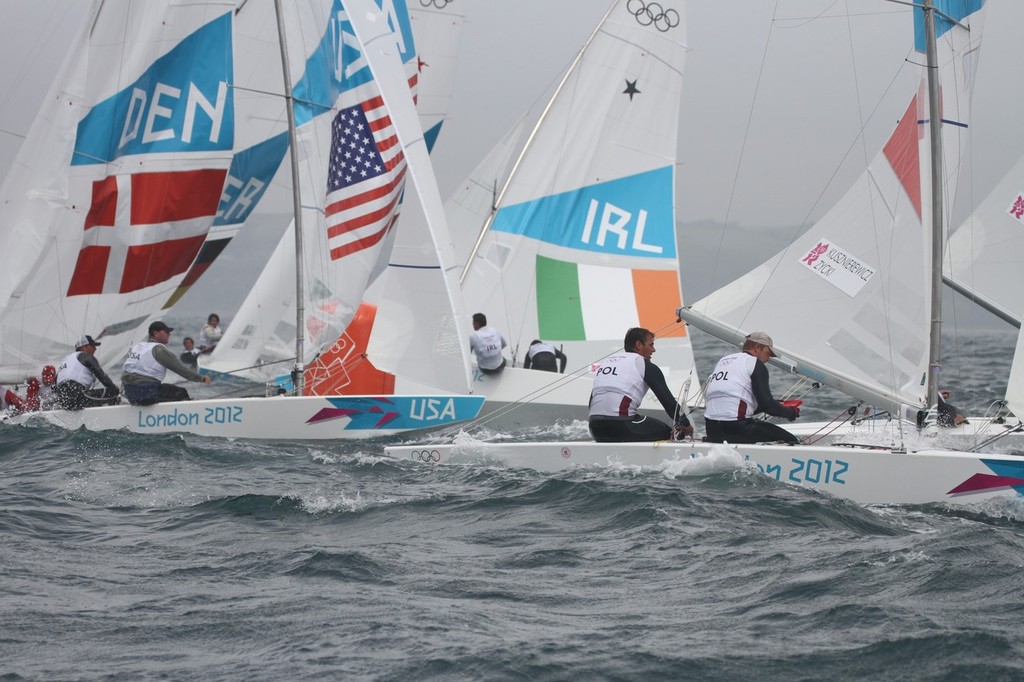 July 31, 2012  Mens Two Handed Keelboat - Star s rounding Mark 1 Peter O’Leary (IRL) © Richard Gladwell www.photosport.co.nz